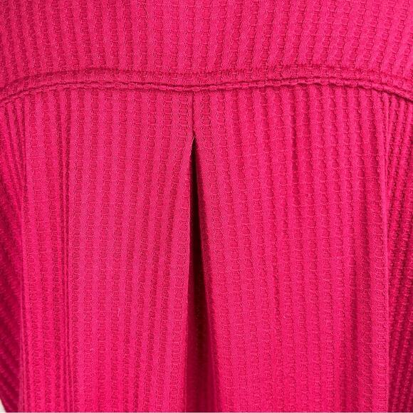 NWT Aventura Button Tie Front Waffle Knit Top Size L Ayla V-Neck Red Bud - Picture 7 of 11